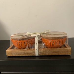 PRICE FIRM NEW Rae Dunn TRICKS & TREATS Pinch Bowl